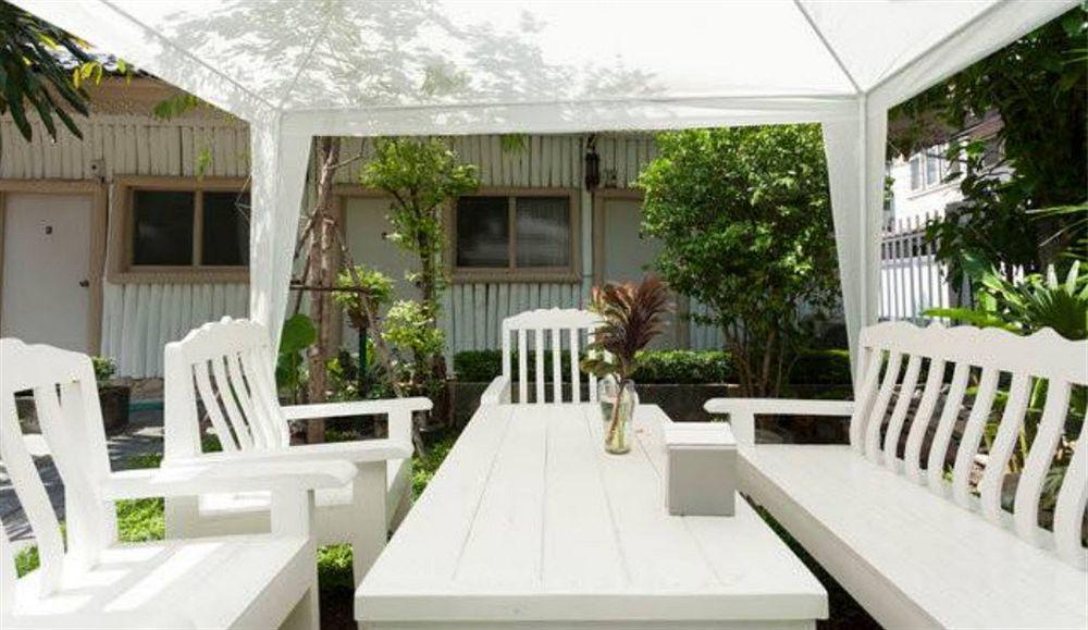 Stay With Me Guest House Чиангмай Экстерьер фото