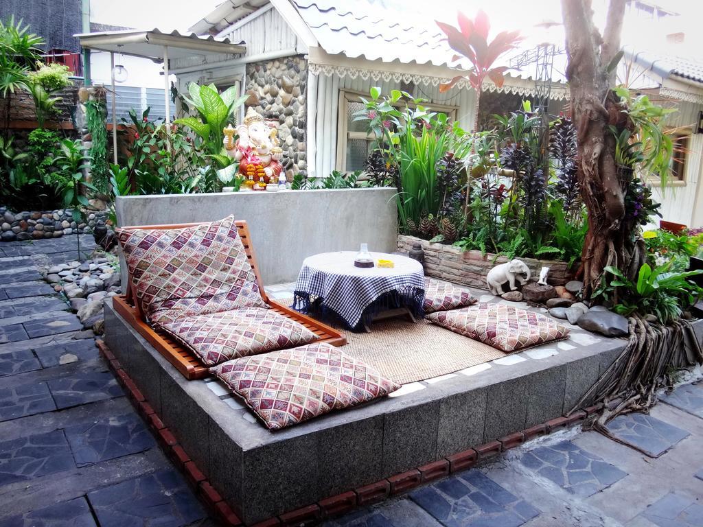 Stay With Me Guest House Чиангмай Экстерьер фото