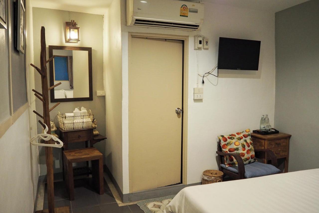 Stay With Me Guest House Чиангмай Экстерьер фото